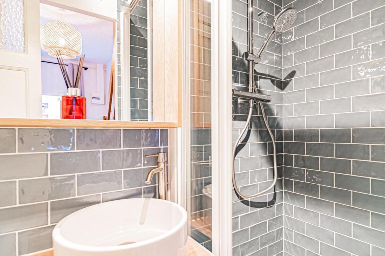 Duplex Poizat - Joli Appartement - ビユールバンヌ エクステリア 写真