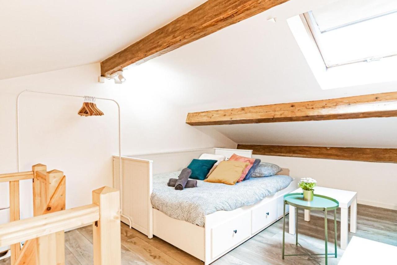 Duplex Poizat - Joli Appartement - ビユールバンヌ エクステリア 写真
